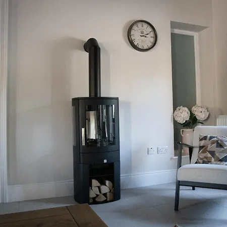 The Old School House Villa Dundrum